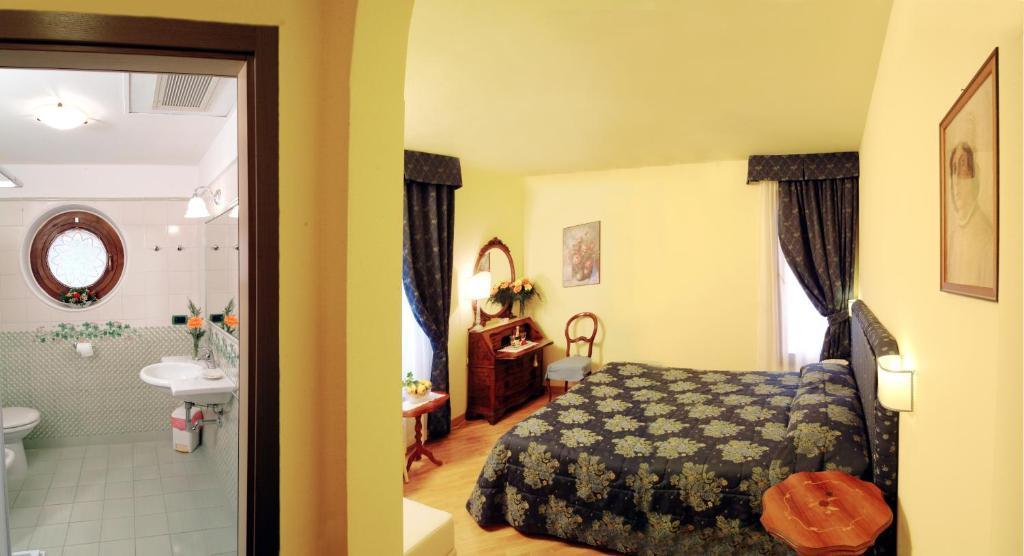 Hotel Ristorante Piccolo Chianti Siena Pokoj fotografie